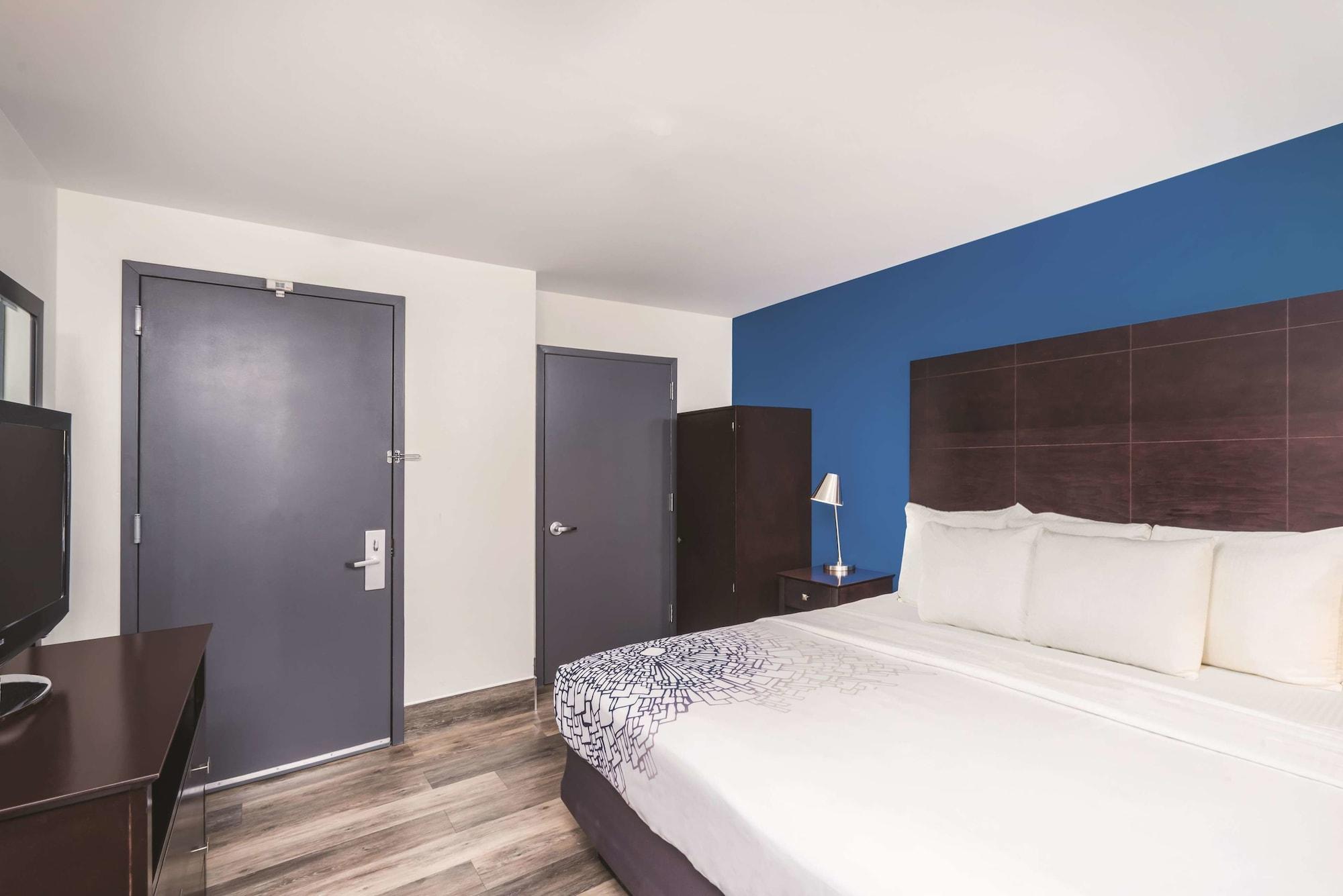 La Quinta By Wyndham Brooklyn Downtown Hotel New York Exterior photo