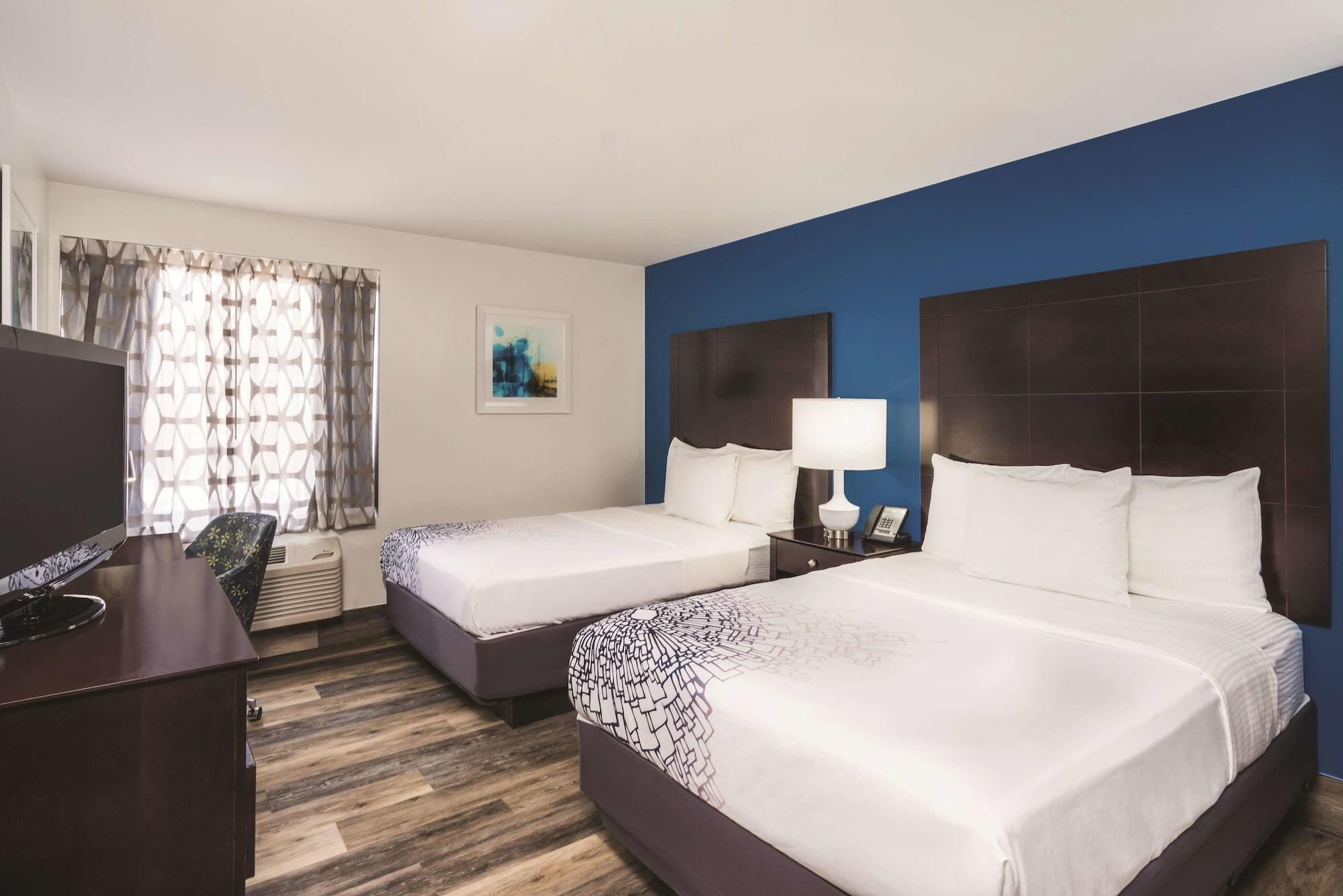 La Quinta By Wyndham Brooklyn Downtown Hotel New York Exterior photo