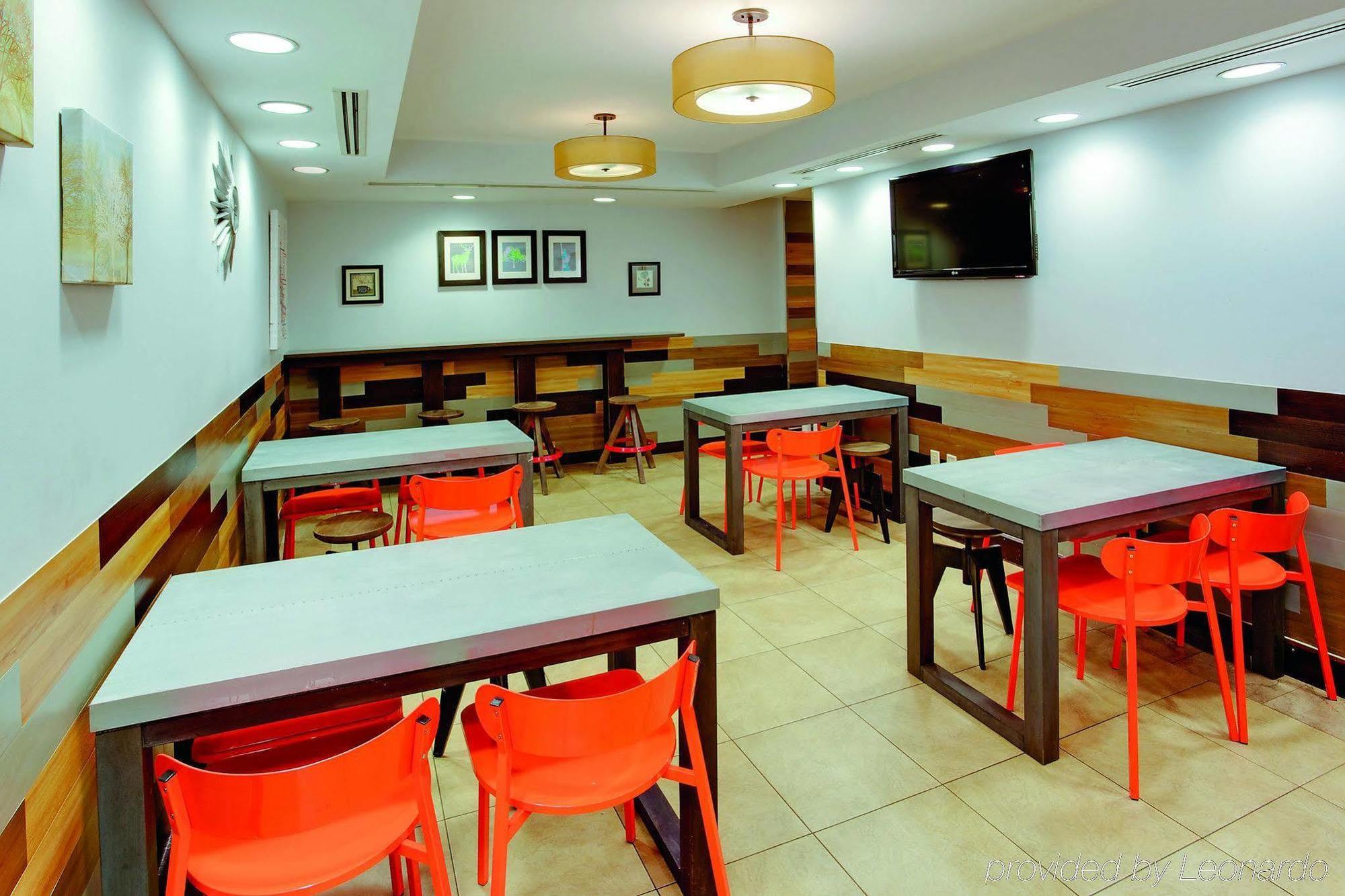 La Quinta By Wyndham Brooklyn Downtown Hotel New York Exterior photo